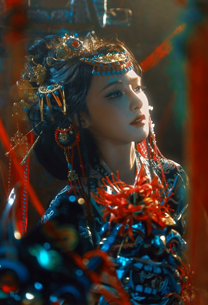 彭小苒新皮肤彭小苒傩戏妆造写真彭小苒发布非遗傩戏主题妆造写真，你觉得这套“新皮肤