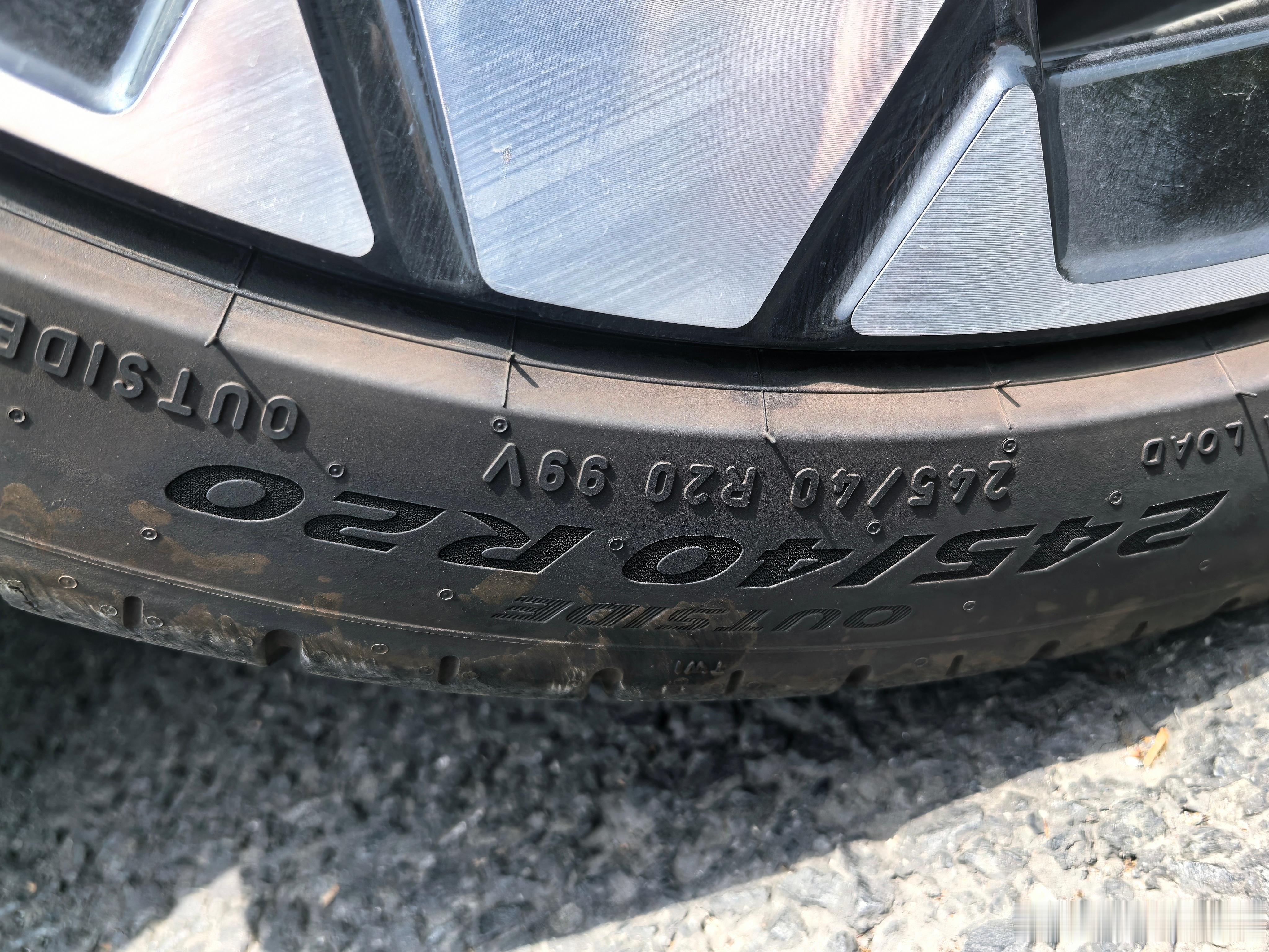 底盘工程师走心评测——Audi E5 sportback今天聊聊我参与开发的一款