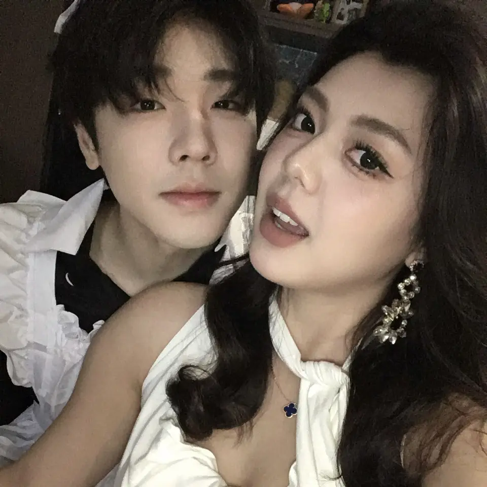 你咋跟谁都好啊 我有点不乐意了