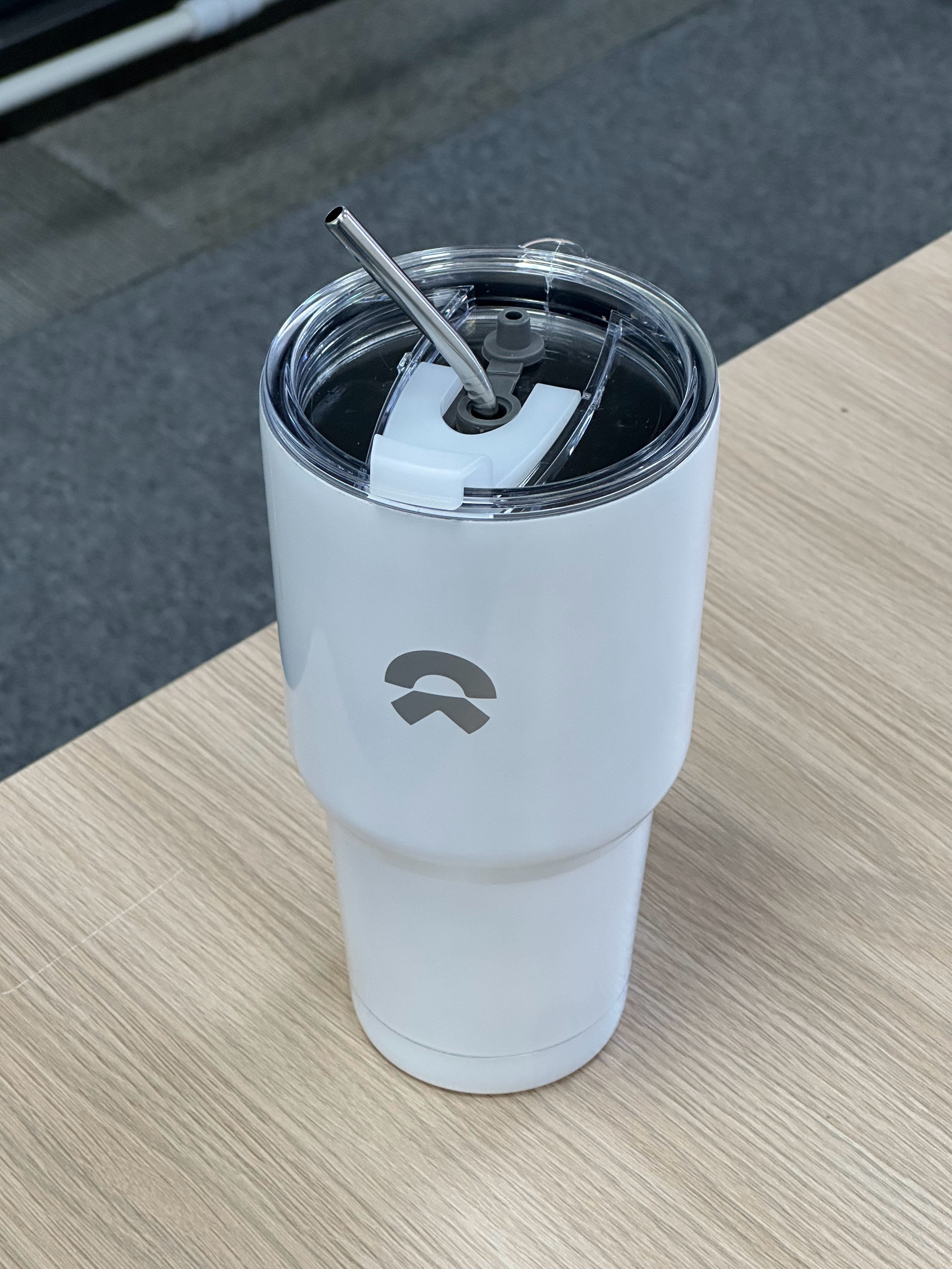 天冷了，多喝热水～老规矩，评论，给大家抽一个全新的蔚来水杯抽奖详情