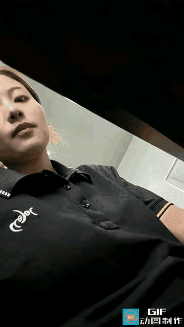 美女，就你这样的吃法，那个男人能承受的了呀。