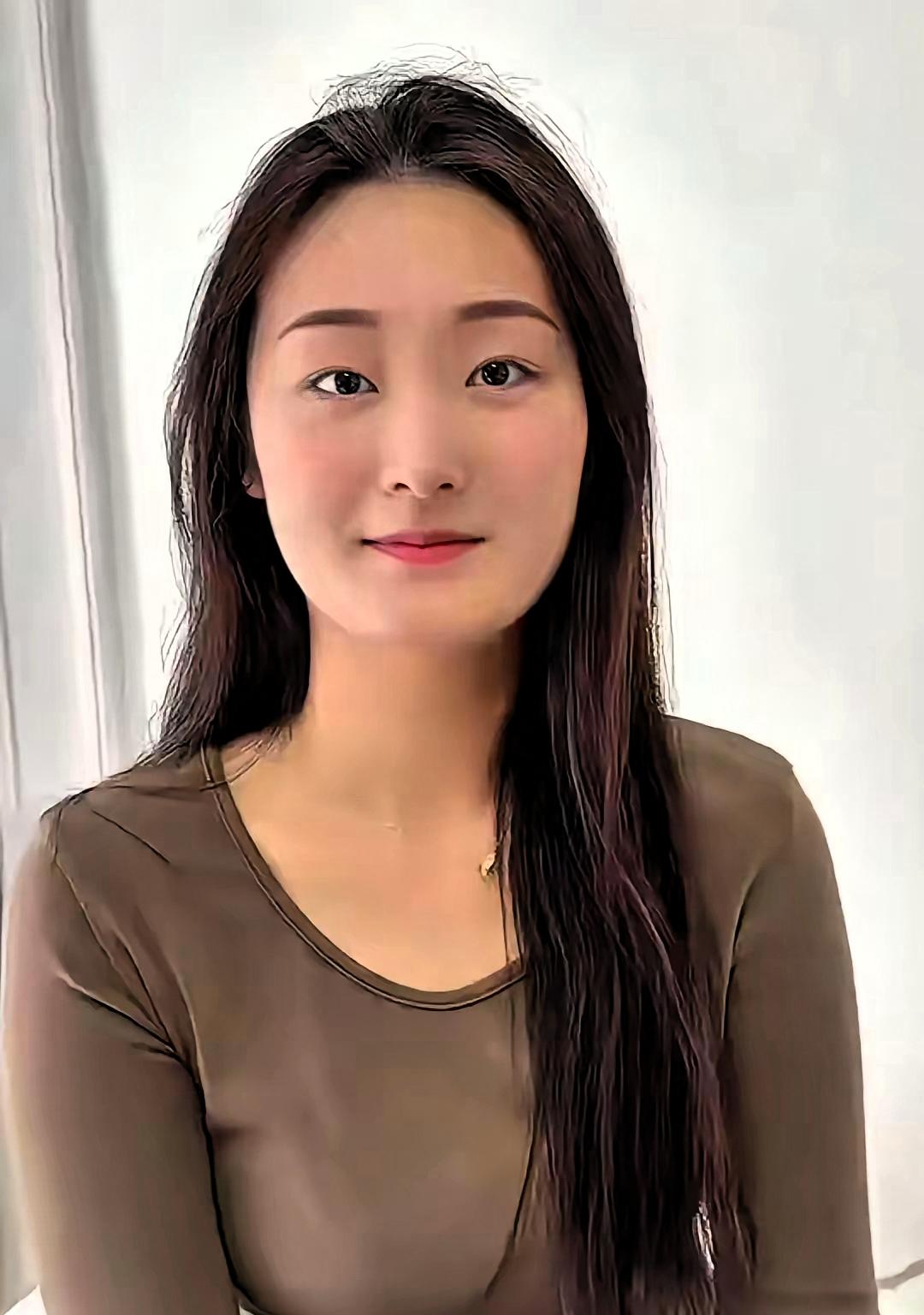 亚楠的婚姻，一场戏的落幕

说到底，这俩人结婚，一开始就不是因为爱情，感觉就是利