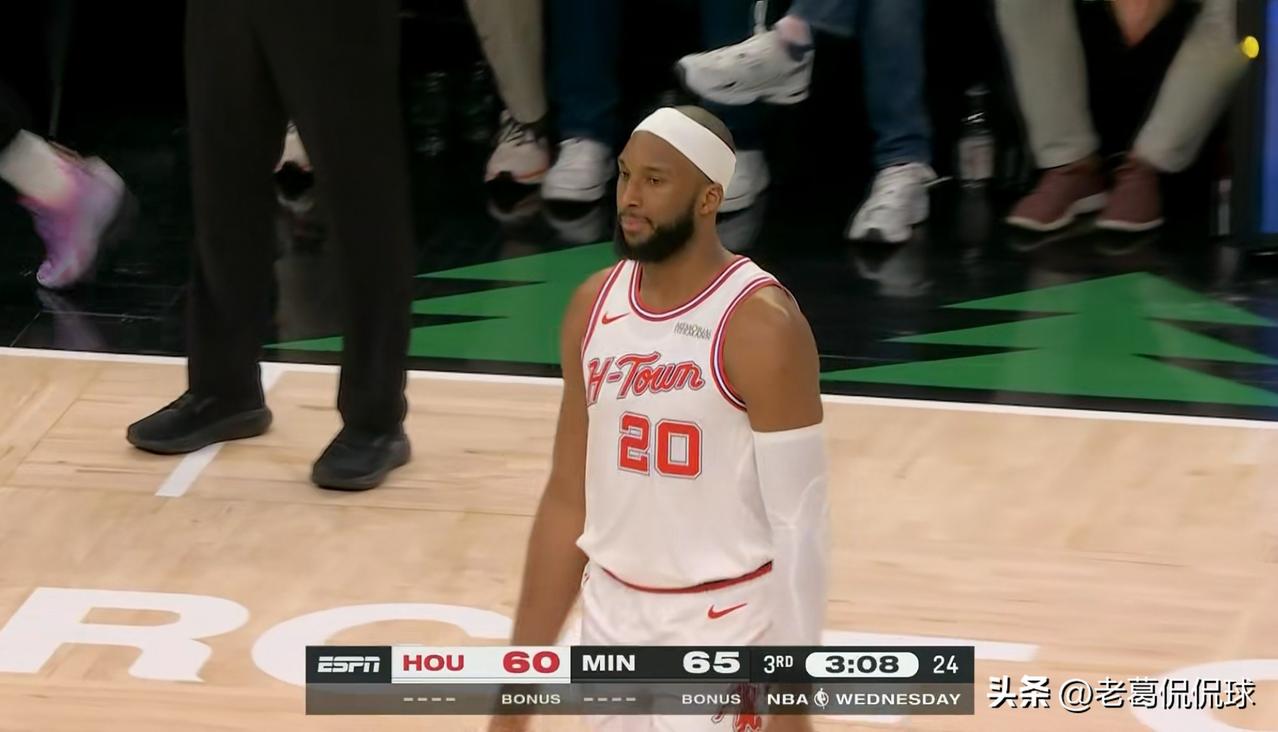 火箭主帅乌度卡真是太不尊重奥科吉了！在今天火箭客场以108：110不敌森林狼的比