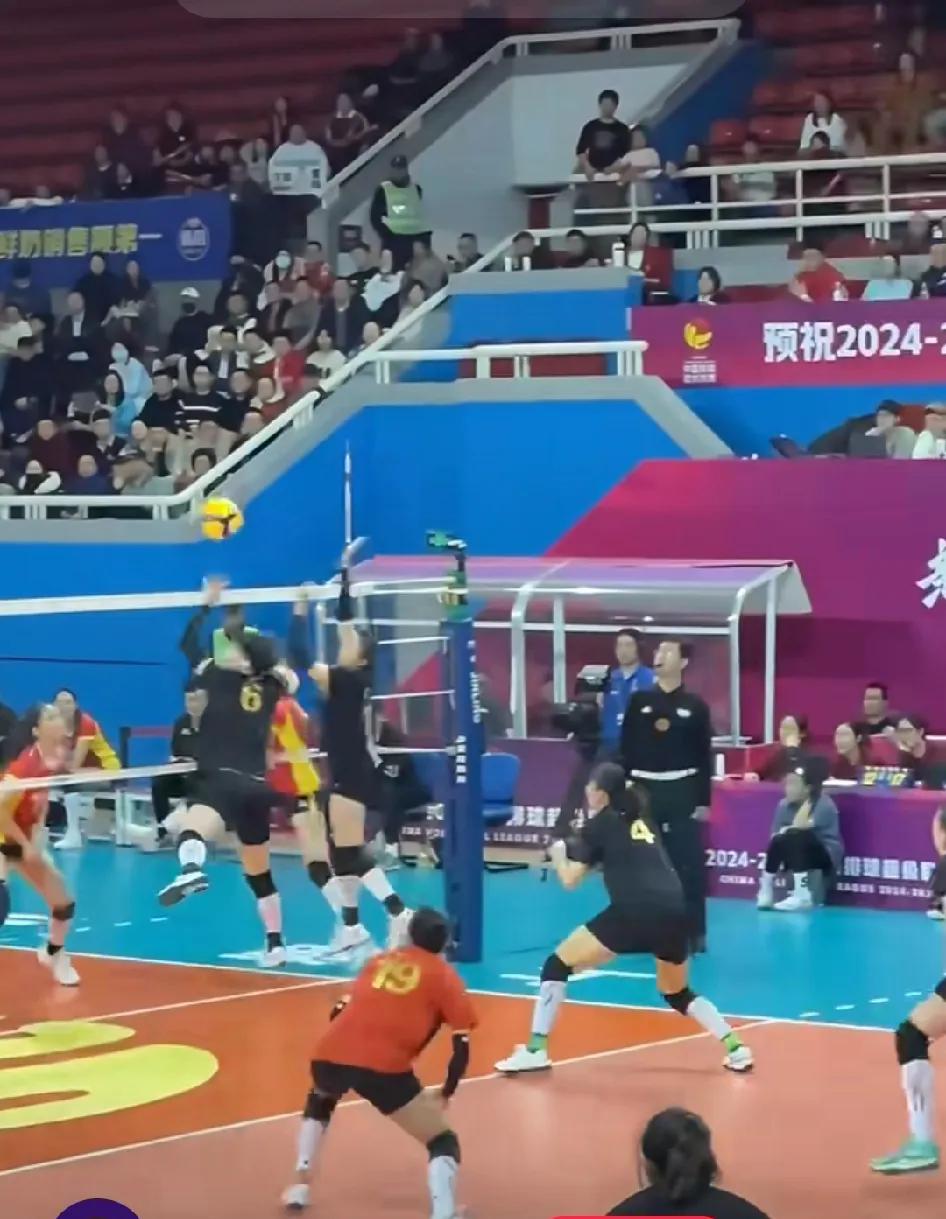 🏐[加油]赛事预告:
2024-2025中国排球超级联赛，于2月22日半决赛，