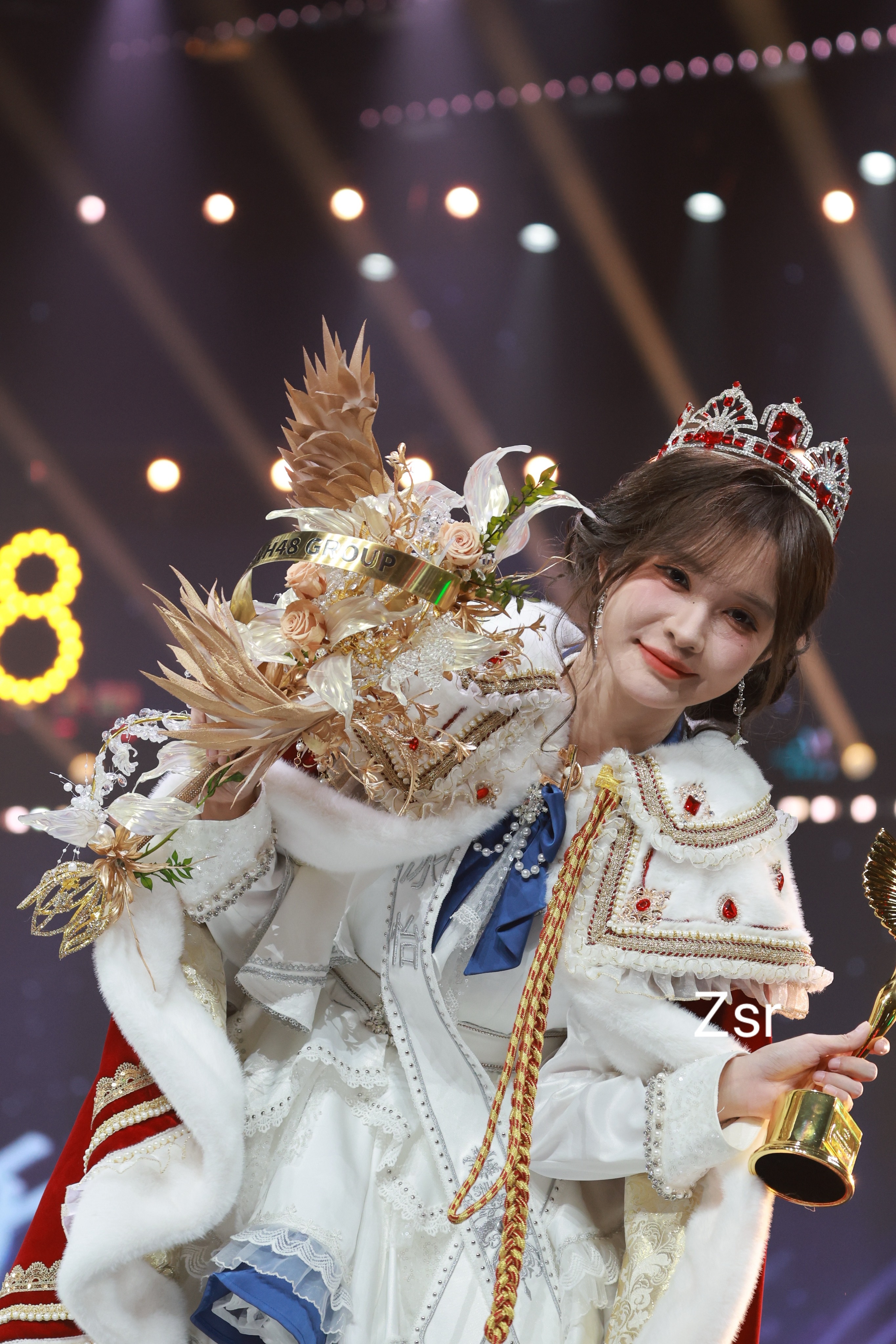 snh48group年度青春盛典 杨冰怡好漂亮好漂亮啊，生图直出🈶 