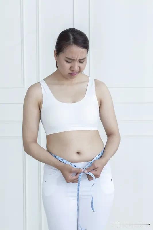 男人会不会嫌弃女人太胖，这得因人而异。有些男人确实会在意外表，觉得胖不符合他们心
