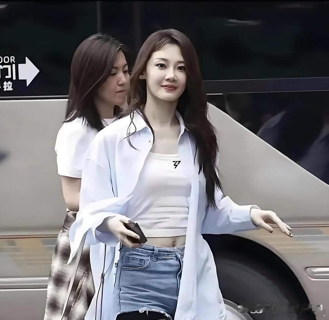 苗苗长得是真好看 