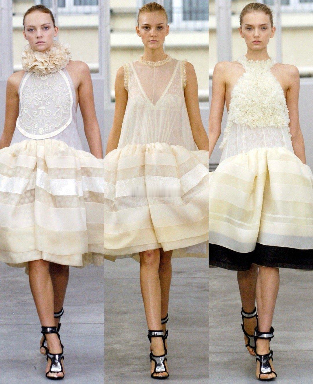 大秀直击 ｜Balenciaga Spring 2006********Bale