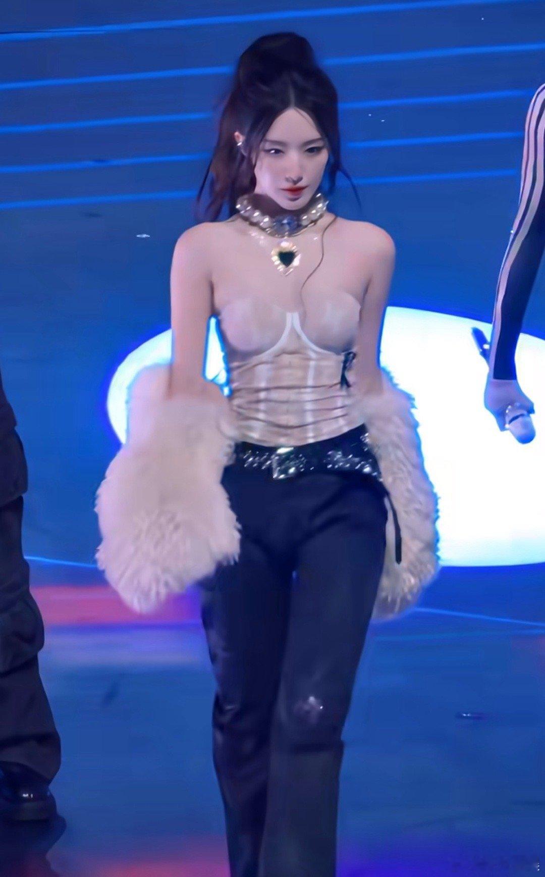 叶舒华不是门面是什么！！太漂亮了 