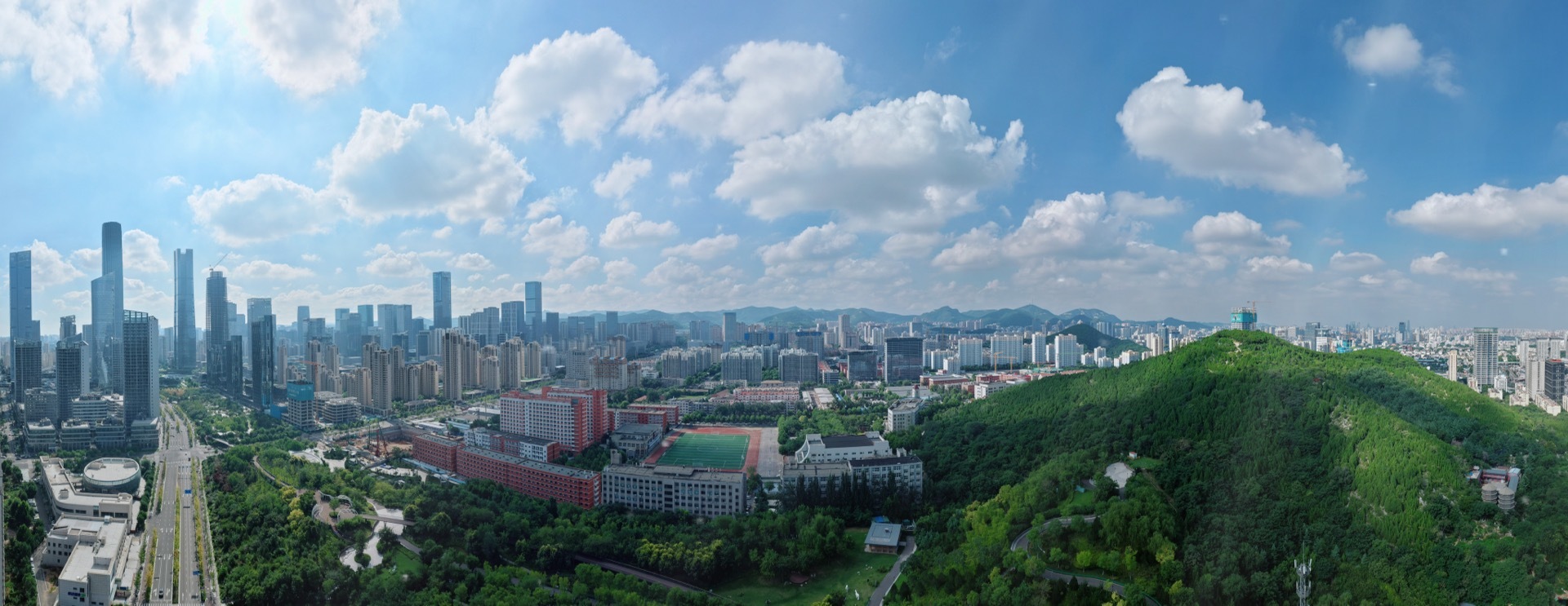 发现宝藏山东雨后大济南CBD蓝。拥车子旅图 济南·CBD泉心未来