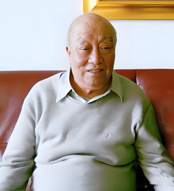 因为听懂一句话，李文普果断脱身，保住性命。
913那个夜晚，李文普就坐在副驾驶位