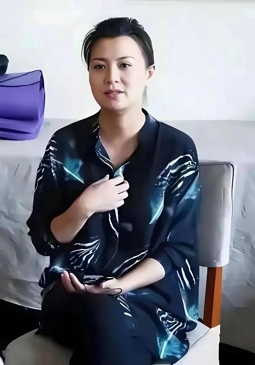 巍子和史兰芽曾是恋人关系，相恋5年后和平分手了，彼此都不公开恋爱关系，还保持着友