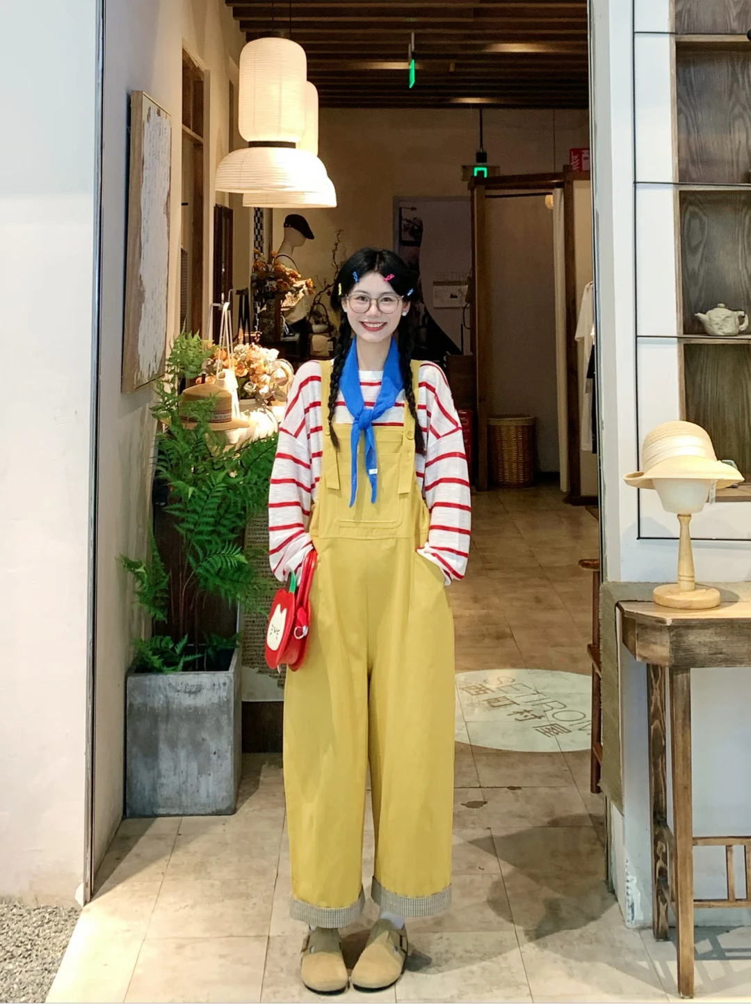 🍎💛🦋红黄蓝多巴胺撞色可爱穿搭🫧～