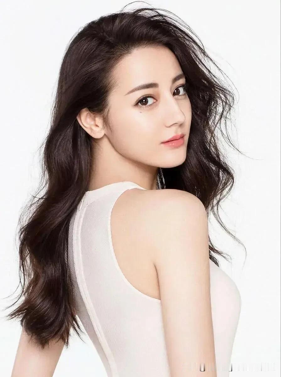 热巴等美女