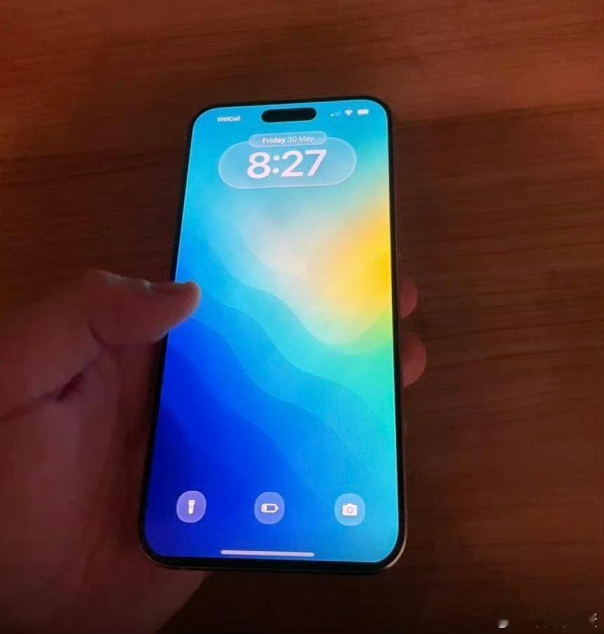 iOS26设计渲染图曝光[哆啦A梦害怕]这是真的吗?果子的审美怎么变成这样了，d