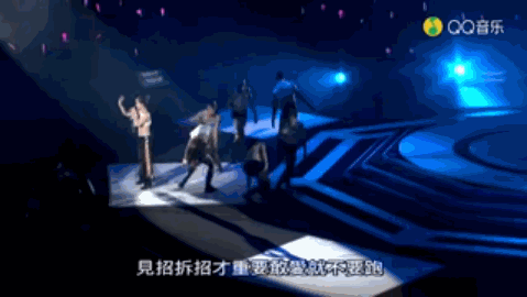 蔡依林真是深藏不露
私下的蔡依林在观众眼里，就是个四肢纤细，身材娇小，俏皮灵动的