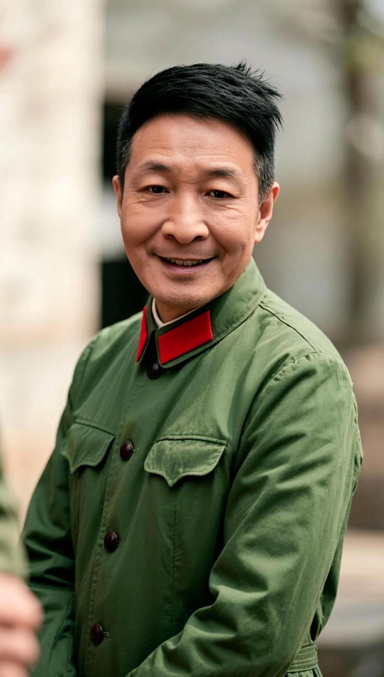 致敬穿过六五式军装的战友