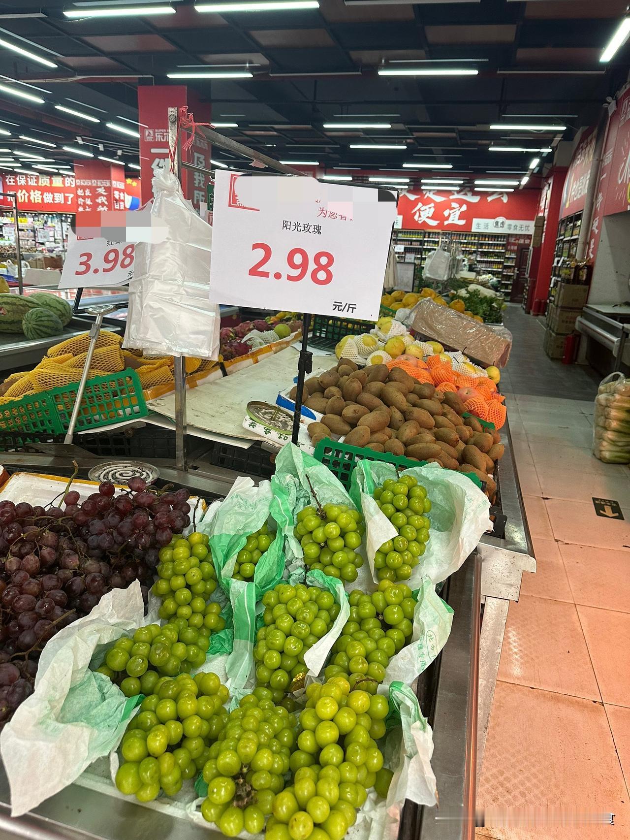 曾经令人高攀不起的水果，如今价格跌到了谷底！甚至比普通水果还廉价。回想起它刚上市