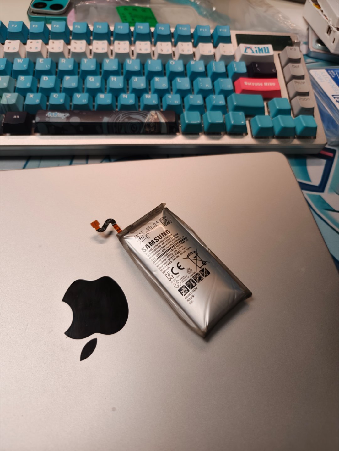 谁把这玩意放我桌上了 