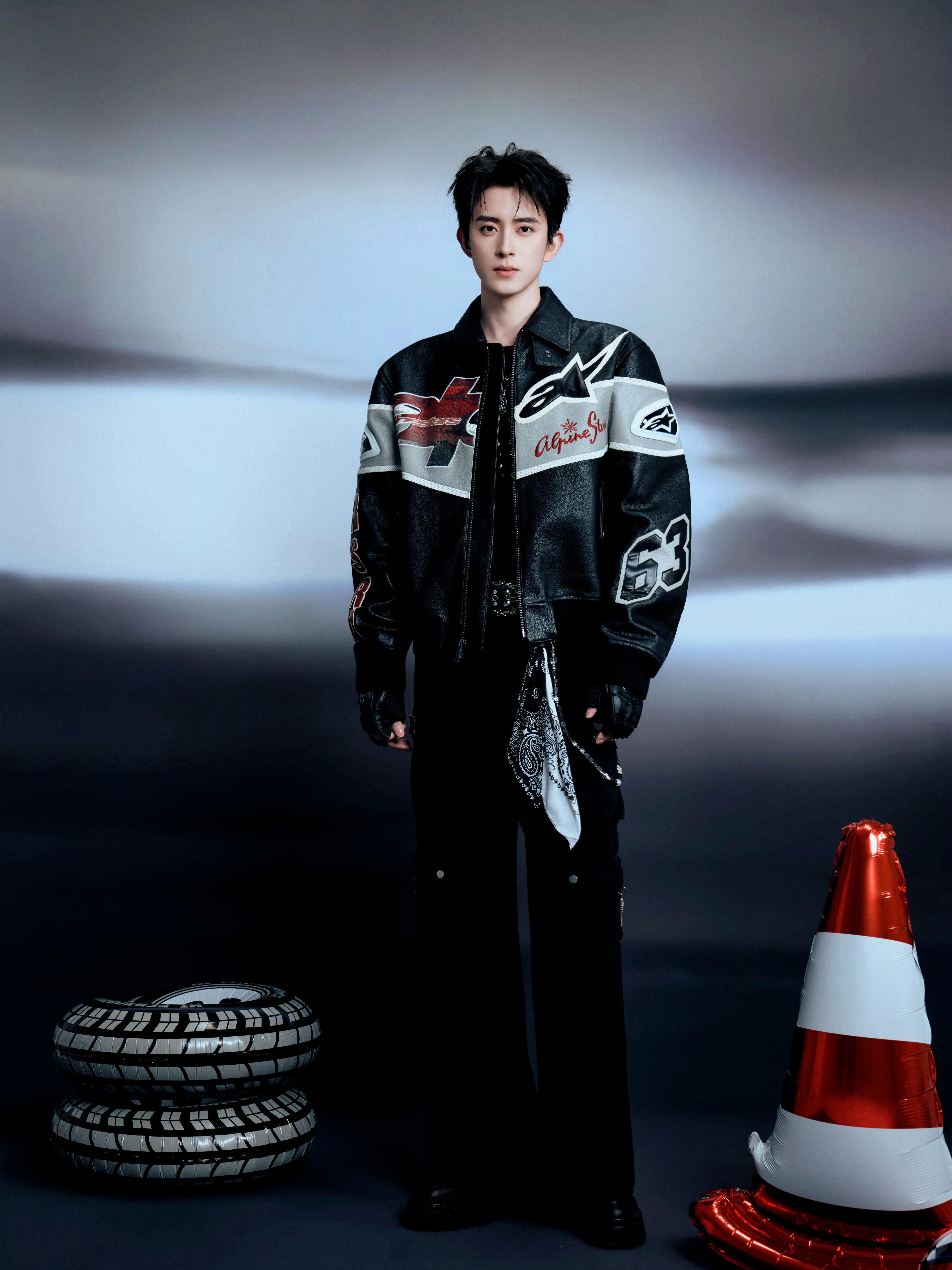 敖瑞鹏 商务➕阿玛尼cr.奶绿小号 