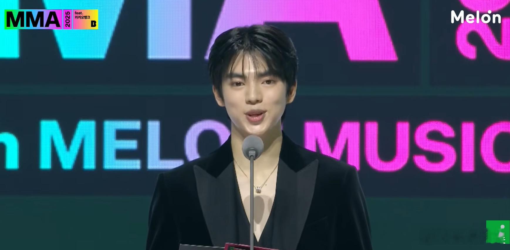 MMA请了花滑选手车俊焕花滑车俊焕来MMA了 妈呀，MMA竟然请了韩国花滑运动员