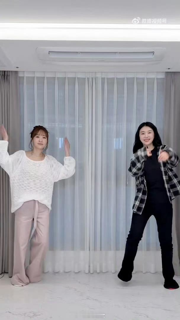 郑妮可在曹璐vlog里提到张予曦曹璐郑妮可vlog共创妮可一开口，梦回浪姐202