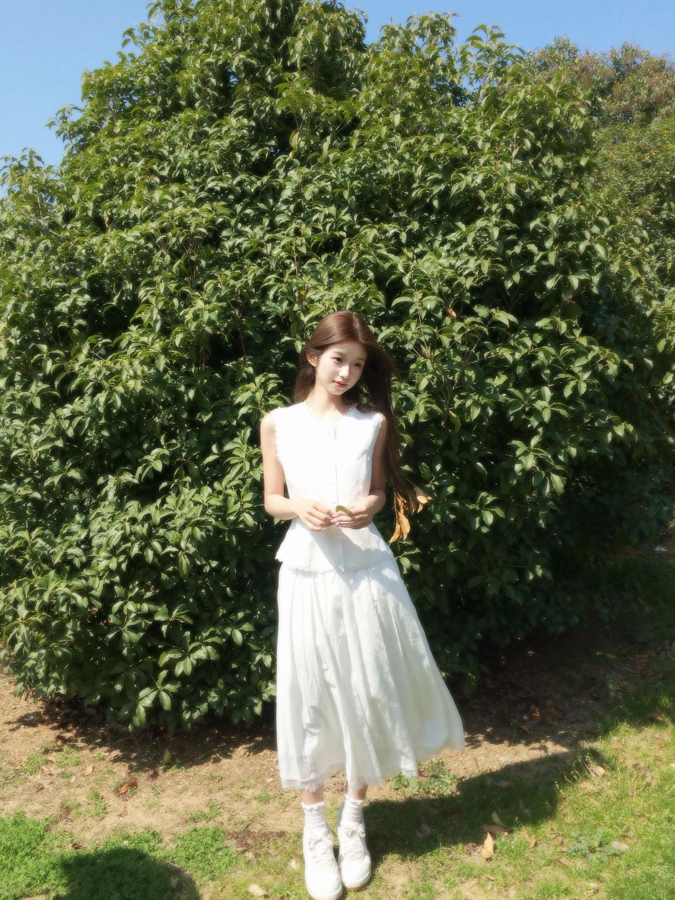 原来春天这么好 幸好没腐烂在冬天。春天就喜欢这种all in whit...