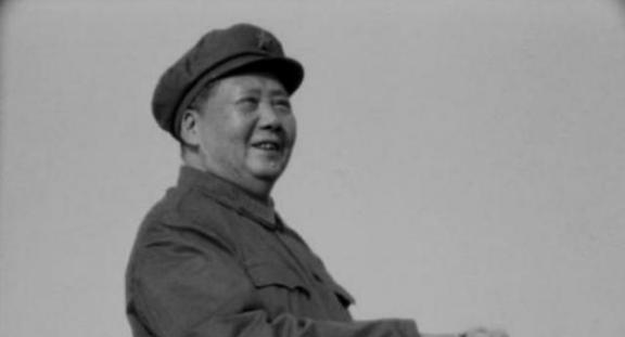 虽然毛主席活到了83岁，但他的保健医生却说：“其实毛主席不具备长寿的条件，他长寿