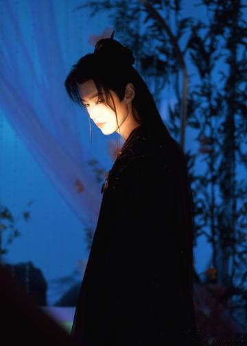 何与千夜奇谭加载完毕何与新角色夜幽冥来了 哇塞，何与《千夜奇谭》新角色夜幽冥来了