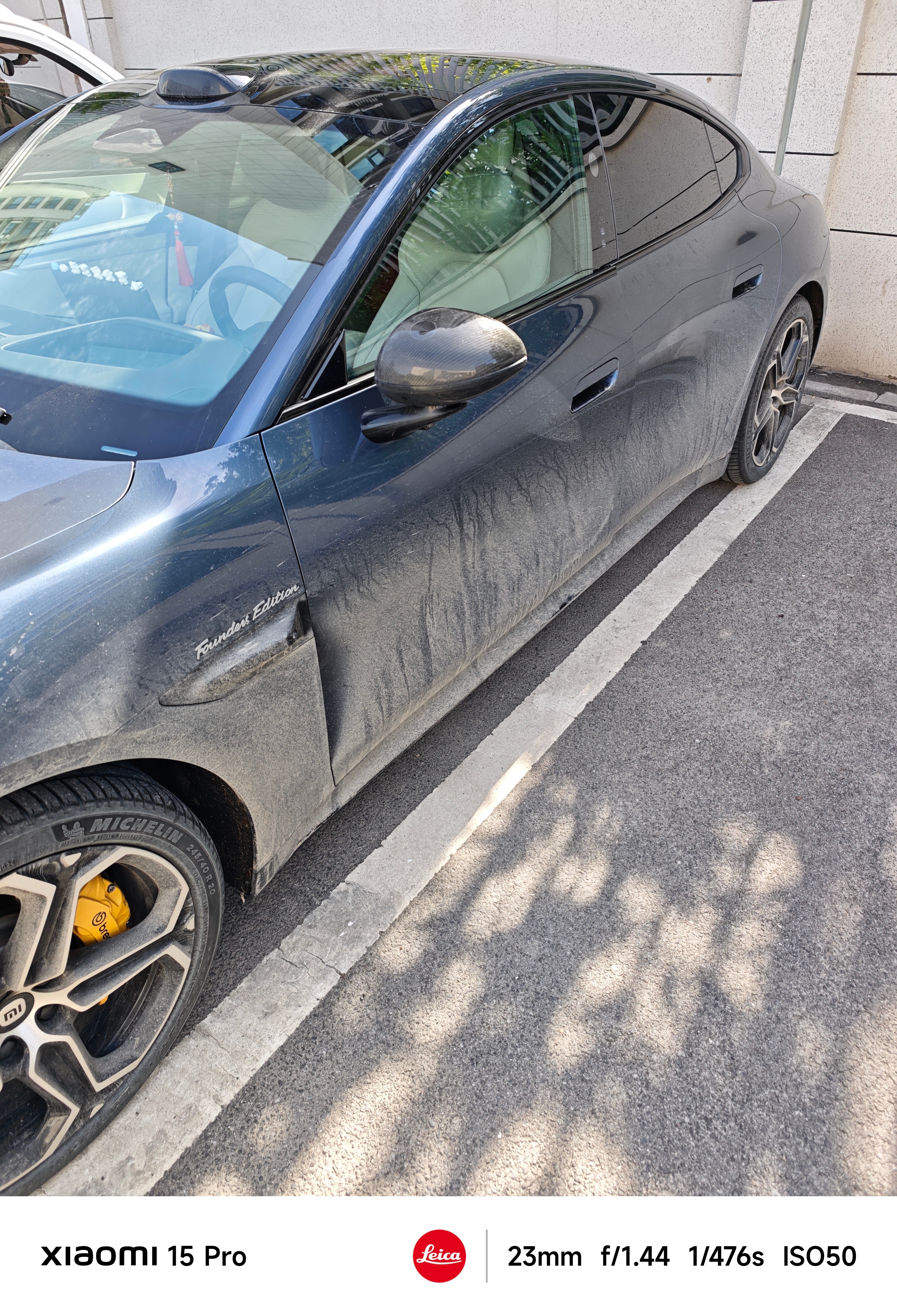 今天去洗车，老板说你前两天不是刚洗过吗？我说没错，我又来了  我说前天来洗车，然