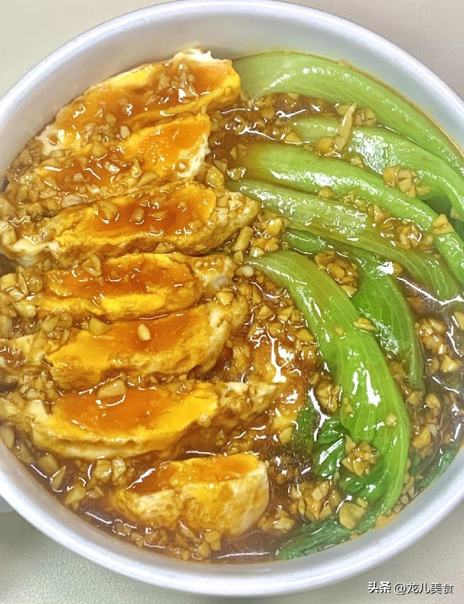 肝最喜欢的叶子菜，立春后要多吃，越吃肝血越足，眼睛清亮不干涩
 
立春后，生菜是