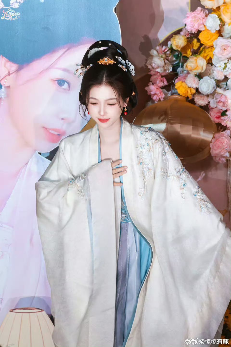 虞书欣杀青虞书欣真的人好好啊✨ 温柔又真诚，细腻又体贴，把所有的温柔都分给了喜欢