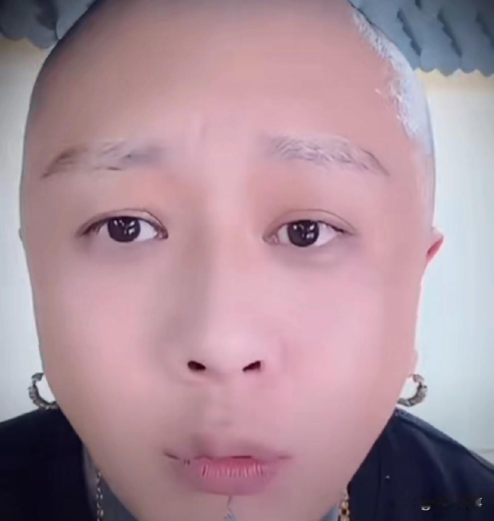 丈门荒野求生活动结束，方丈解释艺人都很优秀，为何拉黑了几个带节奏铁粉！

   