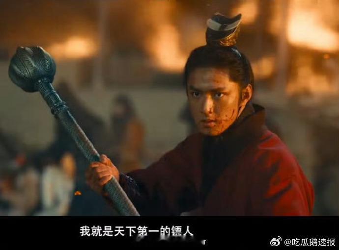 刘耀文镖人预告cut刘耀文镖人将军造型 预告质感绝了！他身着铠甲伫立大漠，宽肩身