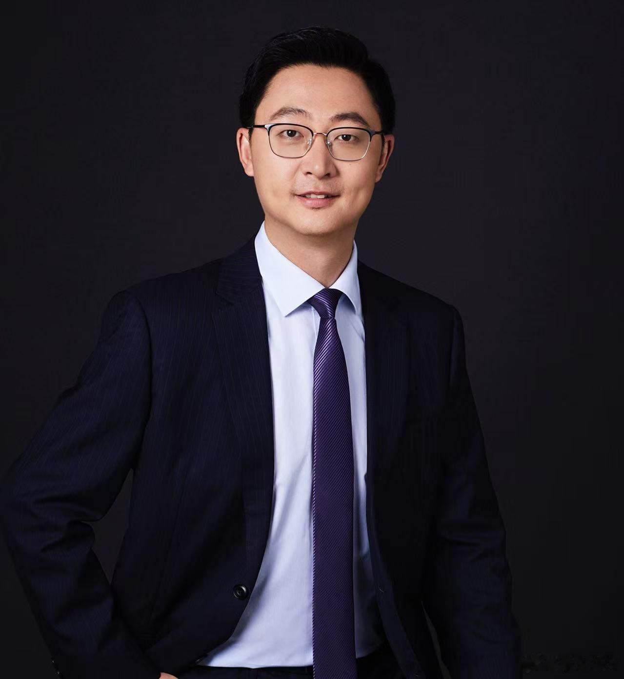 捷豹路虎中国引入跨行业营销人才出任市场营销负责人；自 12 月 1 日起，高嵩先