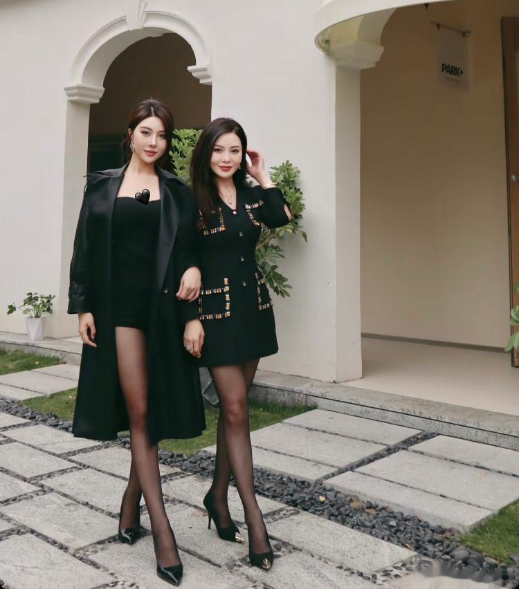 母女合照是不是粉丝们都喜欢母 ​​​