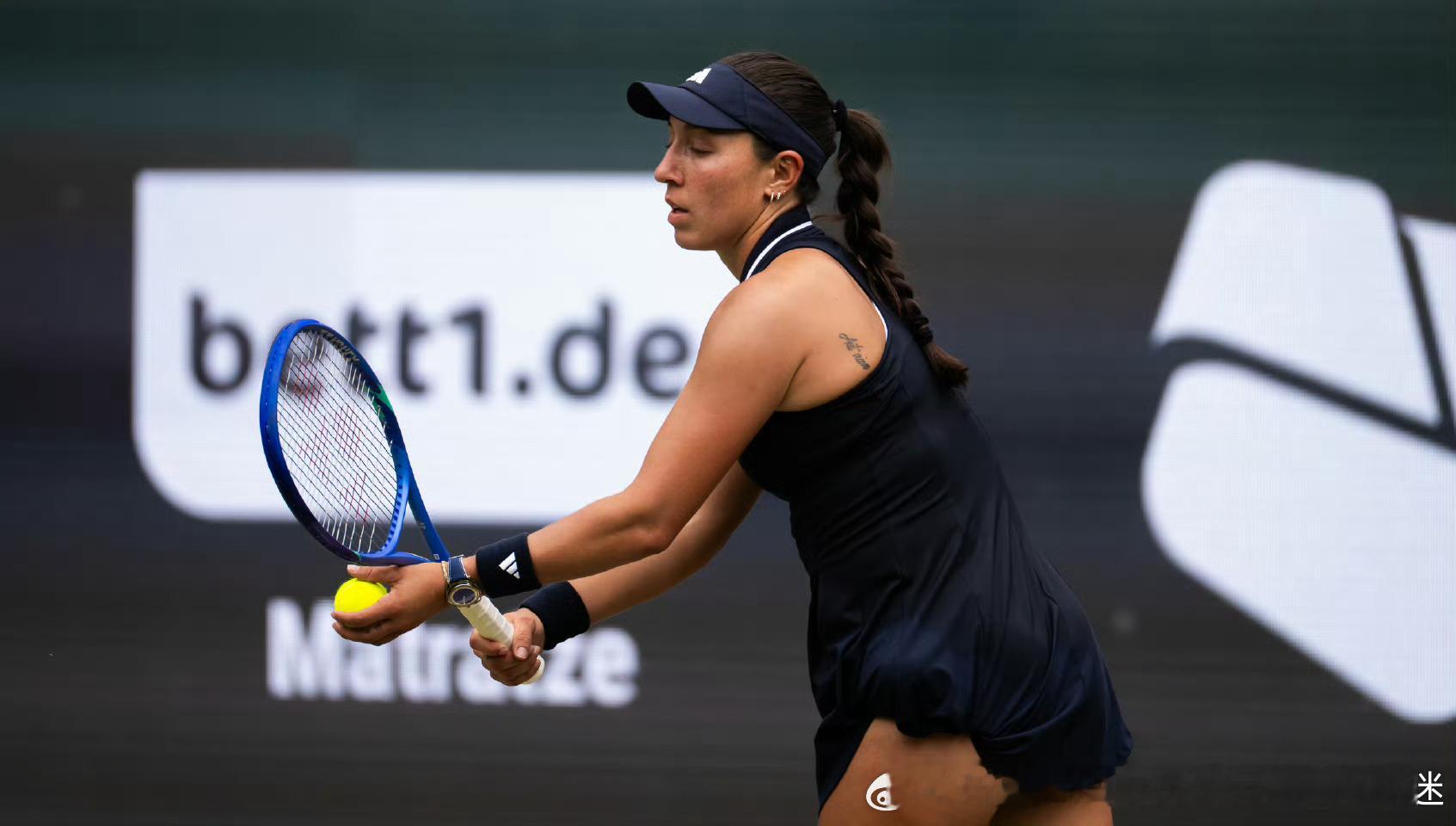 即时战况：🇺🇸佩古拉6-46️⃣-4️⃣拿下第二盘2️⃣，大比分和🇨🇿诺