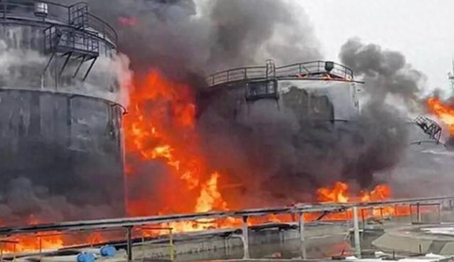 美国没想到，俄罗斯先下手为强，凌晨时刻，俄军不宣而战，炸死8名英美军官

大家早