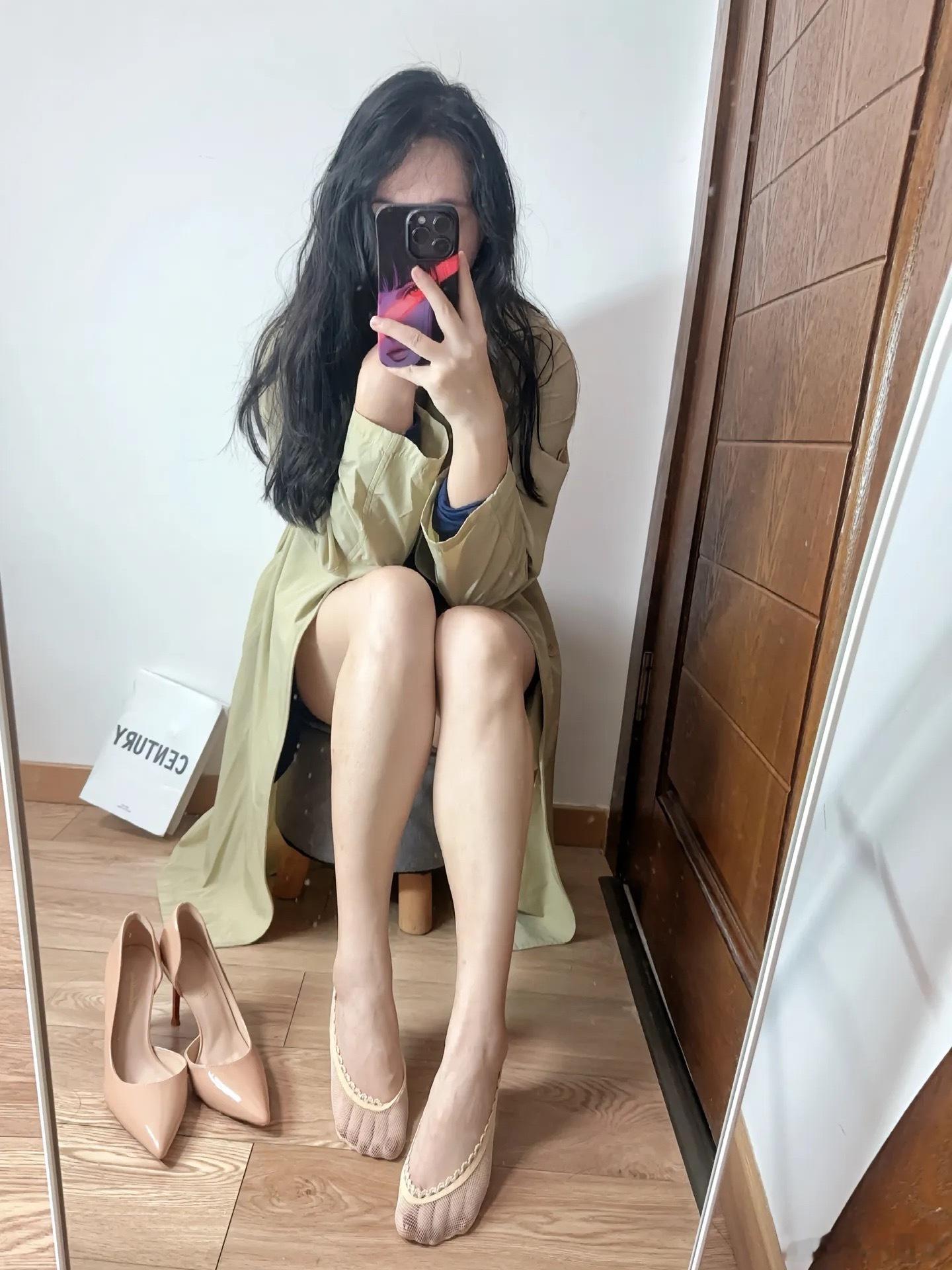 为了高跟鞋买了双小船袜[耶]  ​​​