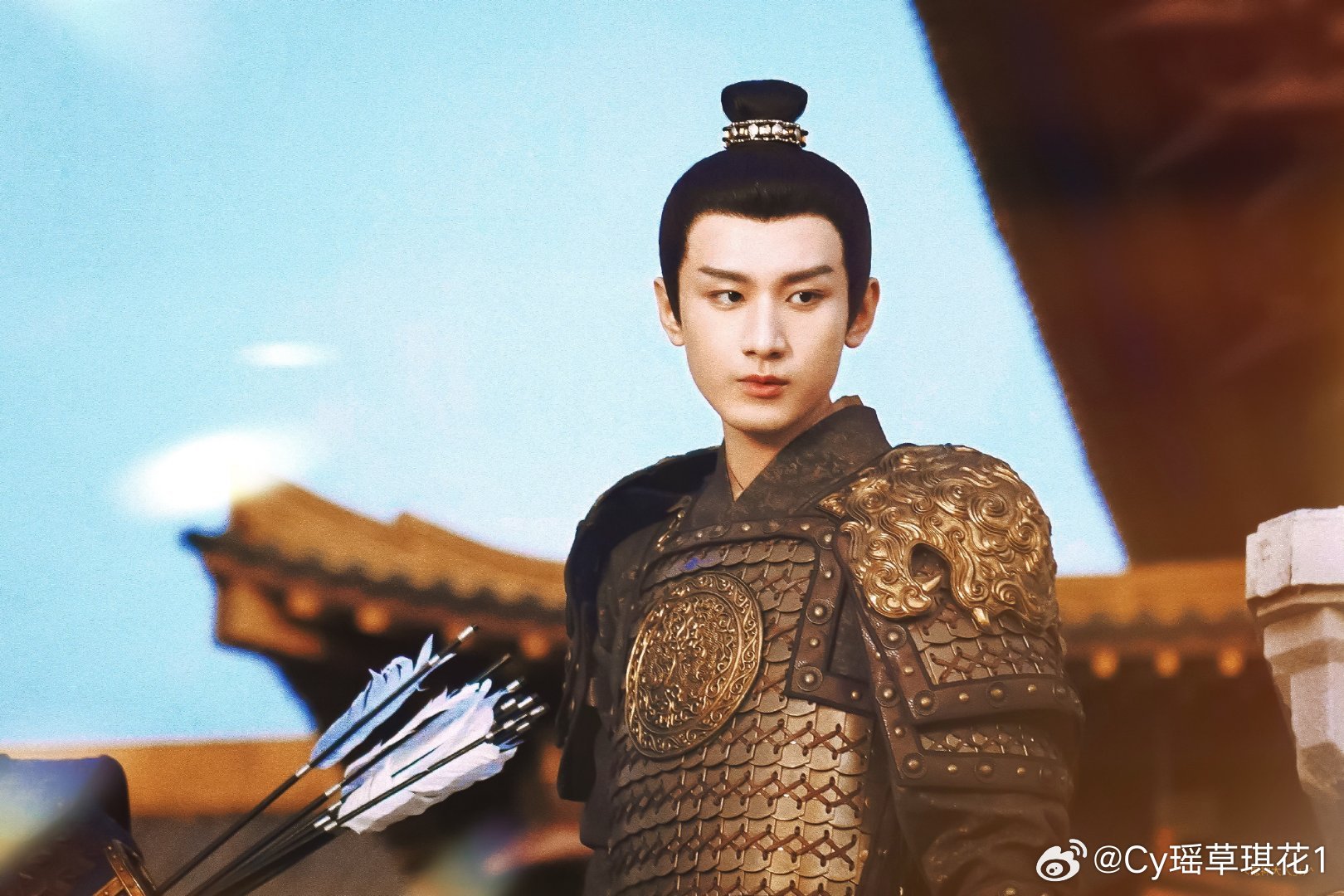 电视剧与君歌成毅与君歌 cy 成毅齐焱成毅，海浪追逐沙滩，如同我奔赴于你。我的爱