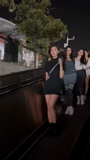 今晚公司聚会，有点紧张！