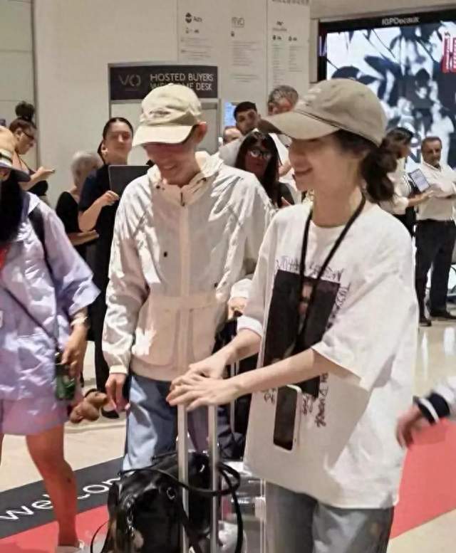 清水出芙蓉！王晓慧长相讨喜，自带气韵演绎中国式古典之美