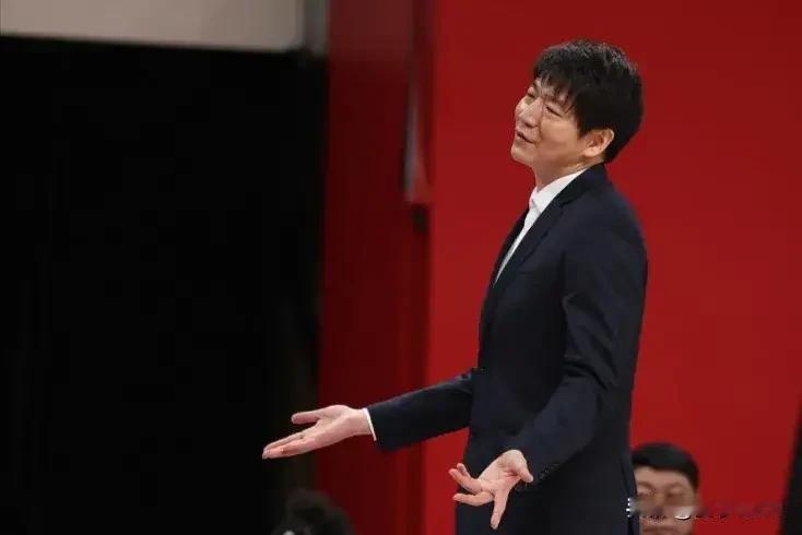 新疆飞虎怎么了？短板如此之多，何谈夺冠

正当大家对新疆满怀希望的时候，昨晚一场