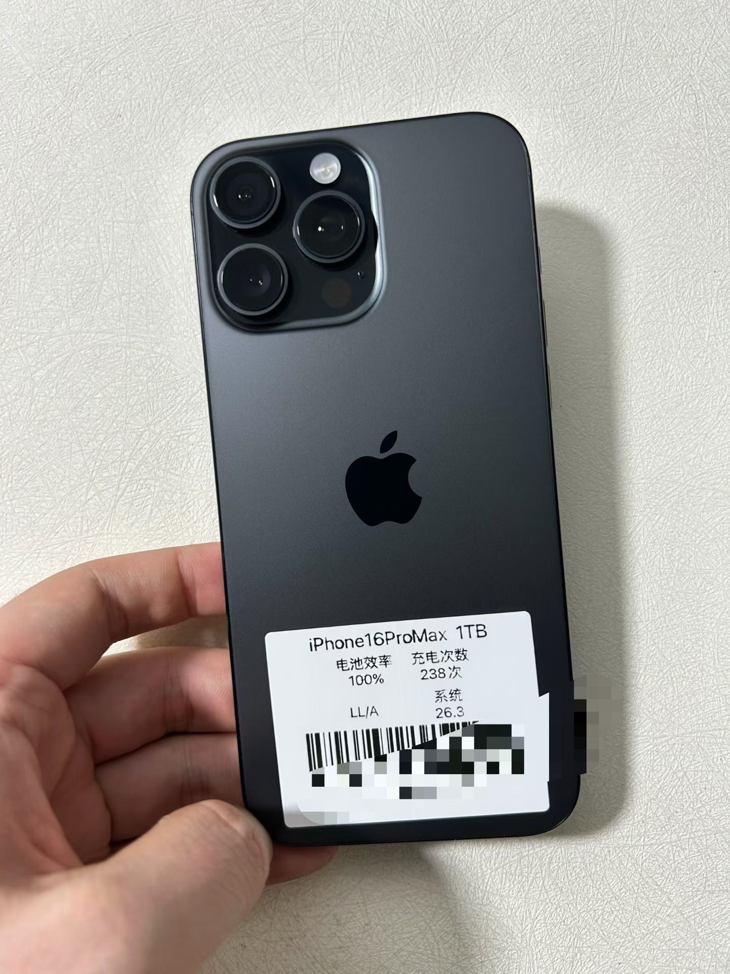 美版卡贴16ProMax 1TB 黑，电池效率100% ，小花机成色，改好最新内