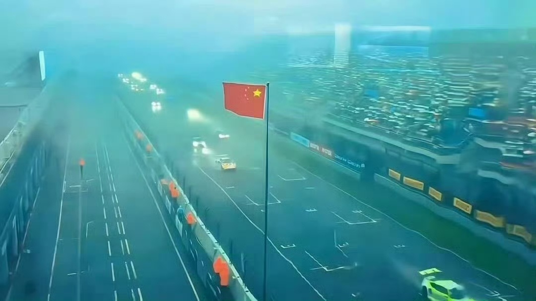 王一博ChinaGT曝光破1.7亿1.7亿+曝光量，超1300万直播观看，1.6