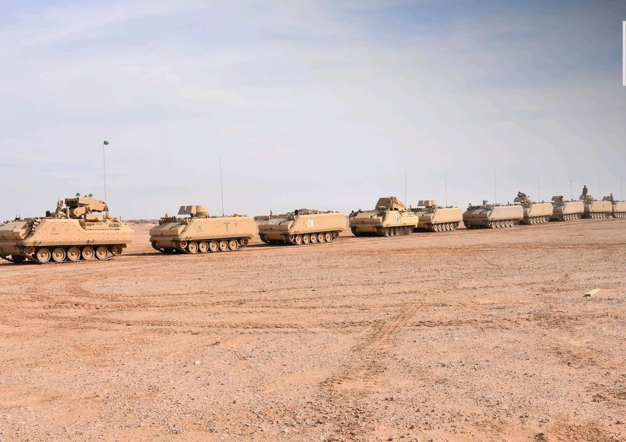 最新消息。

天空新闻报道，沙特阿拉伯已向北部边境增兵。

当地时间26日，沙特