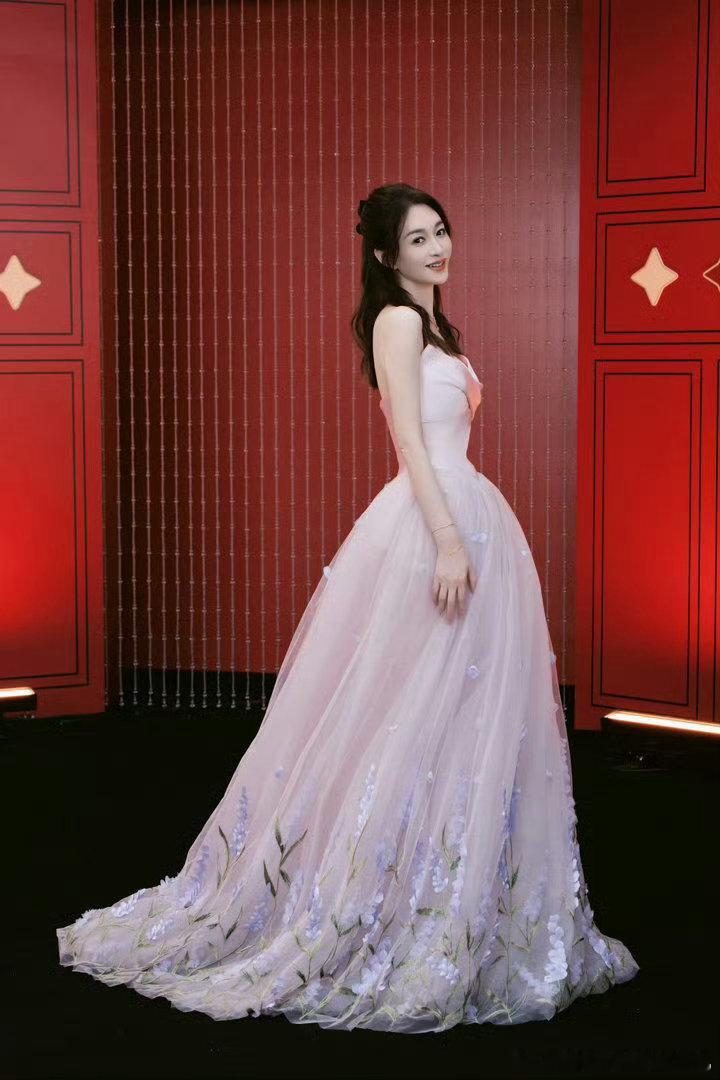 李小冉曾在歌手唱那英征服歌手2026 谁能拒绝真诚的李小冉！回应《征服》忘词名场