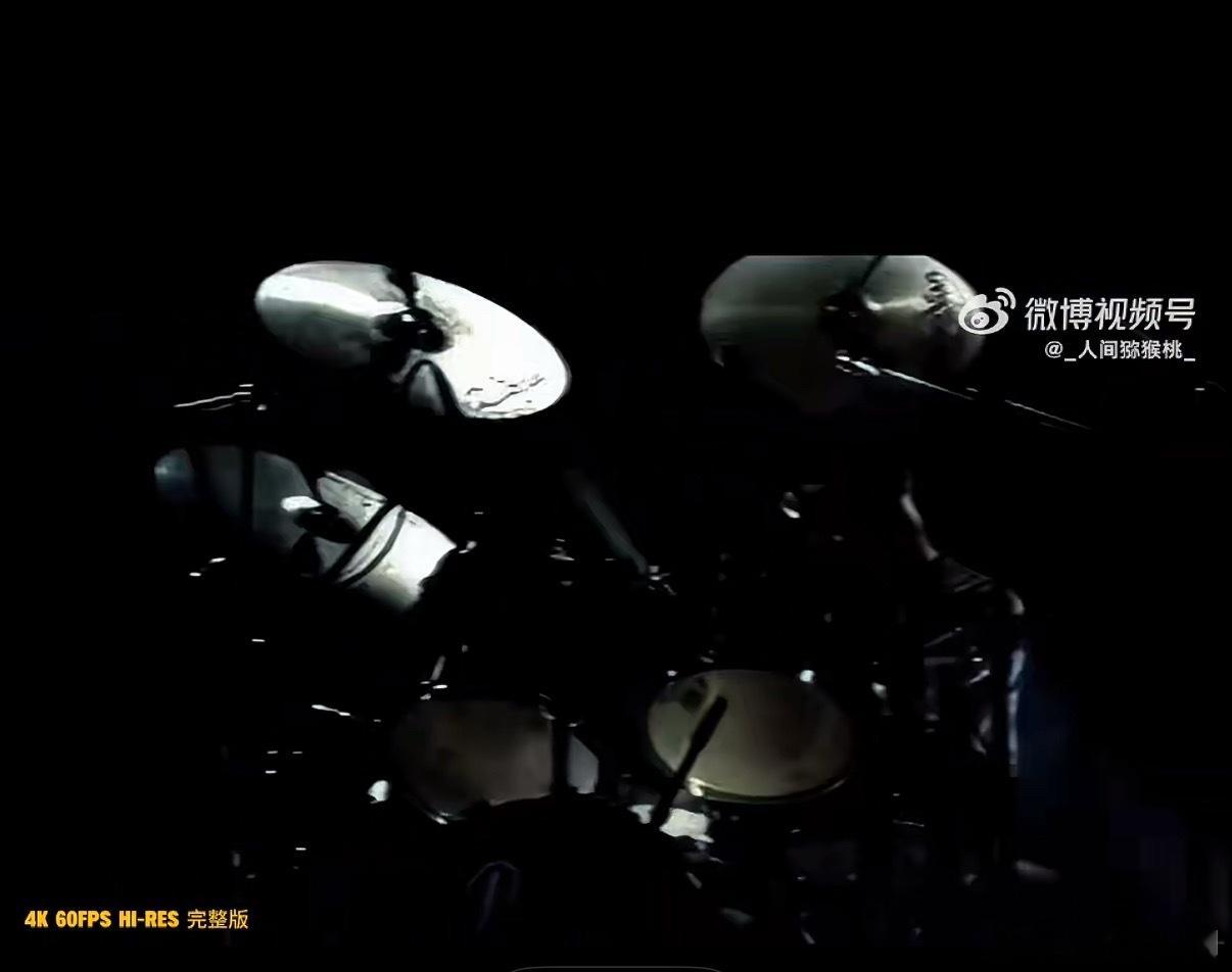 回忆杀拉满！窦靖童唱窦唯的歌，一代人的摇滚青春，瞬间被唤醒✨窦靖童唱窦唯的歌窦靖