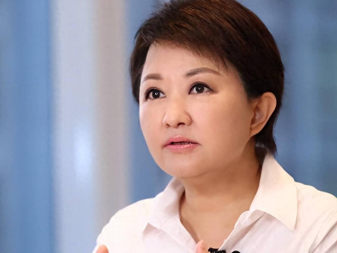 台中市长卢秀燕正式宣布，
 
4月9日，台湾省台中市长卢秀燕正式宣布：斥资16亿