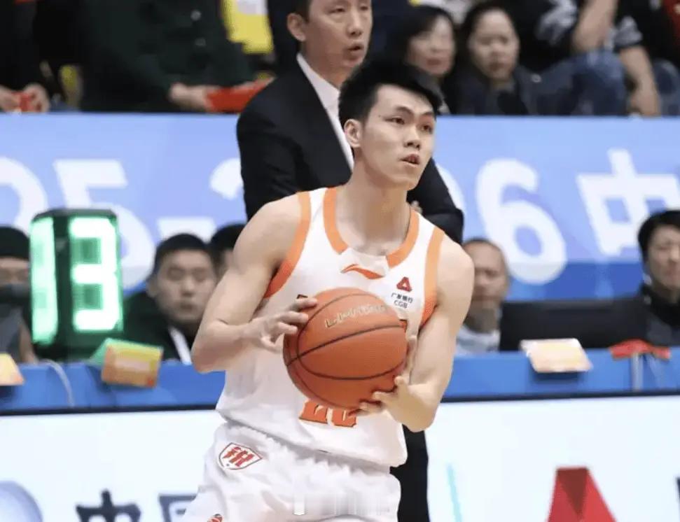 末节独得16分，庞峥麟全场轰下25分5助攻，率领江苏男篮在客场以91比86击败四